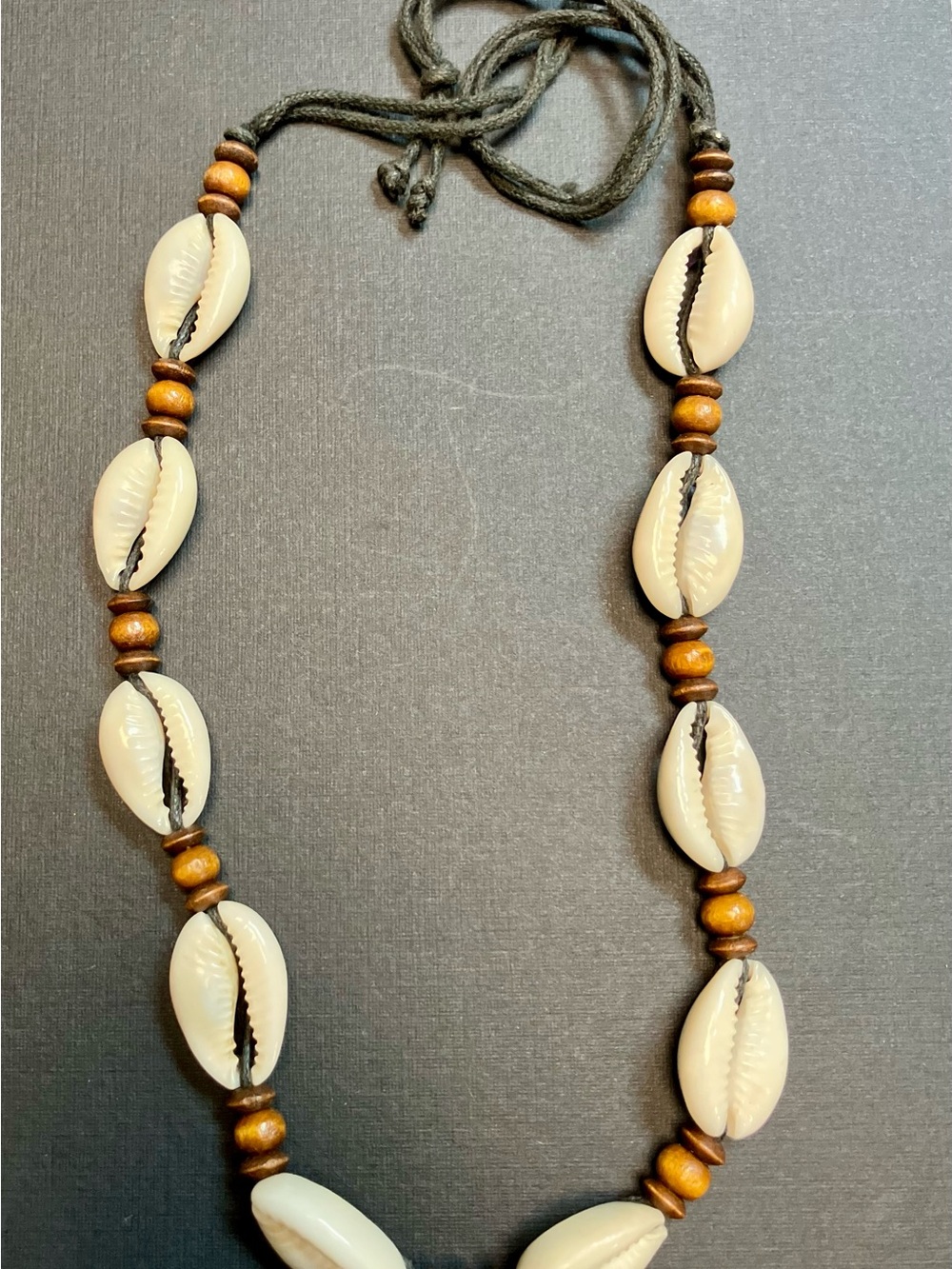 Shell Bead Necklace in Cream and Brown by